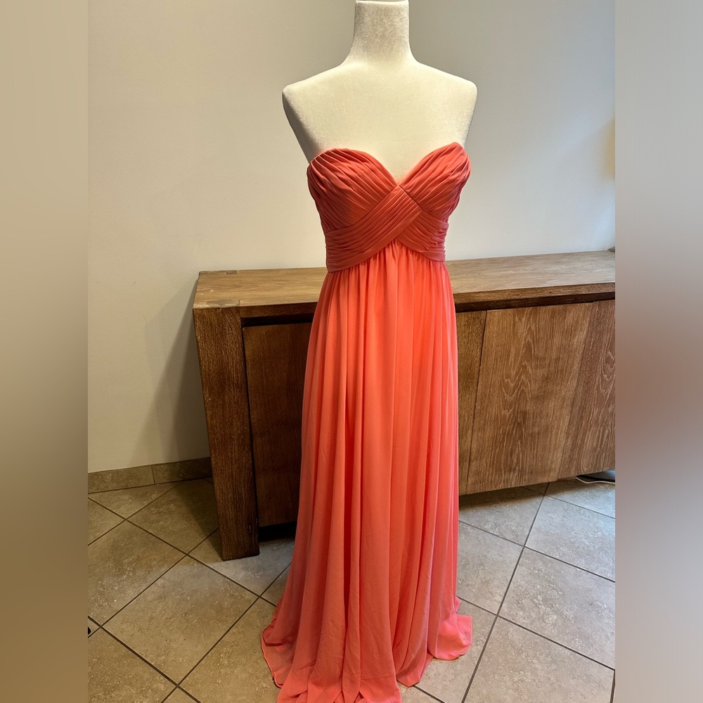 Morí Lee dress, stunning Peach size 8 excellent condition